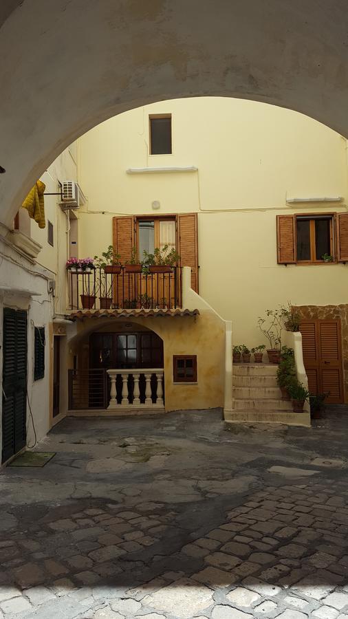 Case Vacanze Carpe Diem Centro Storico Gallipoli Exterior photo